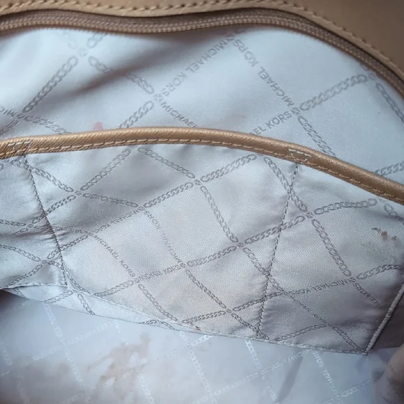 Michael Kors Cream and Brown Tote Bag with Signature Charm - Picture 10 of 17